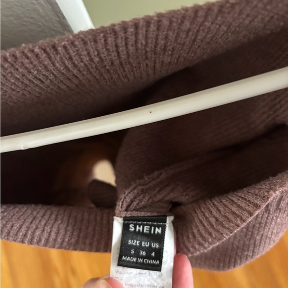 SHEIN Chocolate Brown Cropped Sweater - Picture 2 of 3